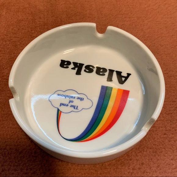 Vintage Alaska Rainbow Ashtray - Picture 4 of 7